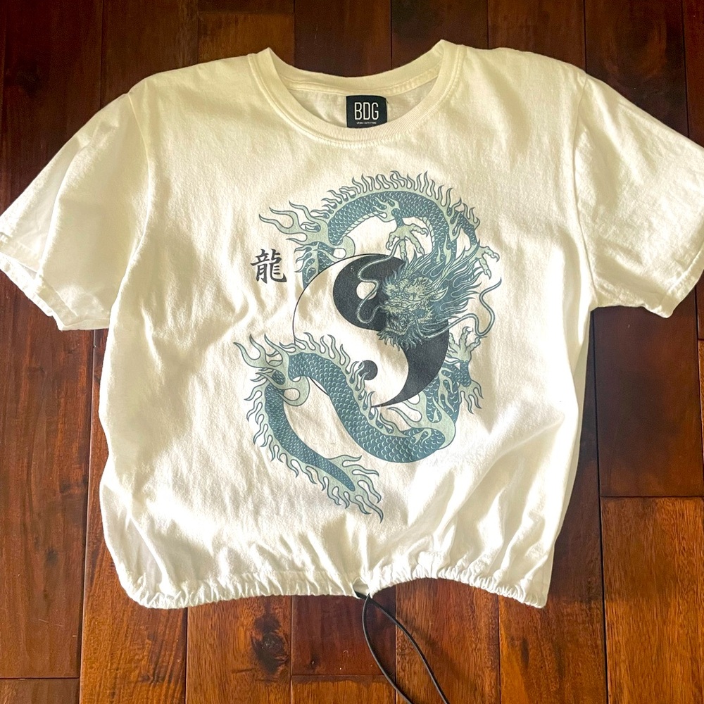 BDG Yin and Yang T-Shirt  S - M
